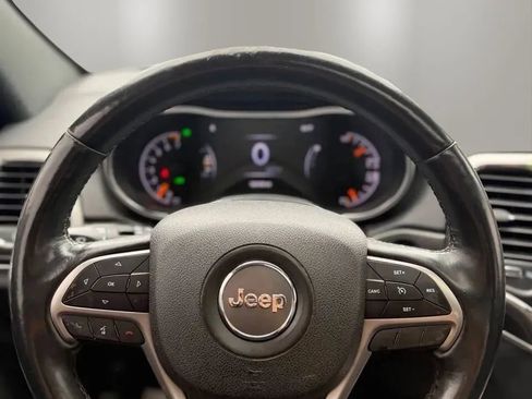 Used 2018 Jeep Grand Cherokee Limited AWD/4WD image 14