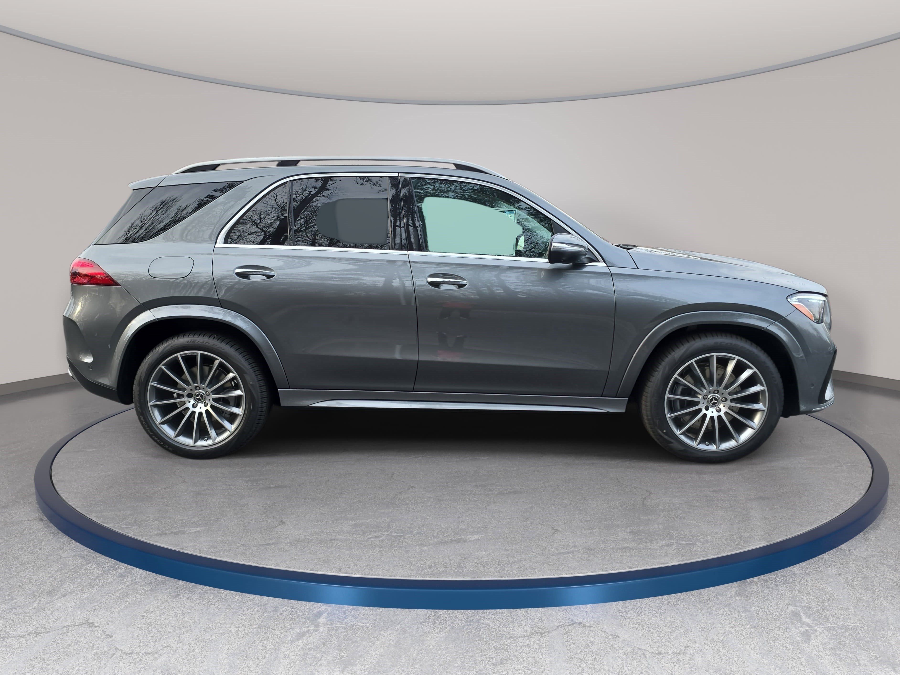 New 2026 Mercedes-Benz GLE 450 4MATIC image 4