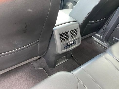 Certified 2023 Volkswagen Atlas SE AWD/4WD image 9
