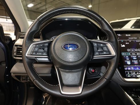 Used 2025 Subaru Outback Premium image 10