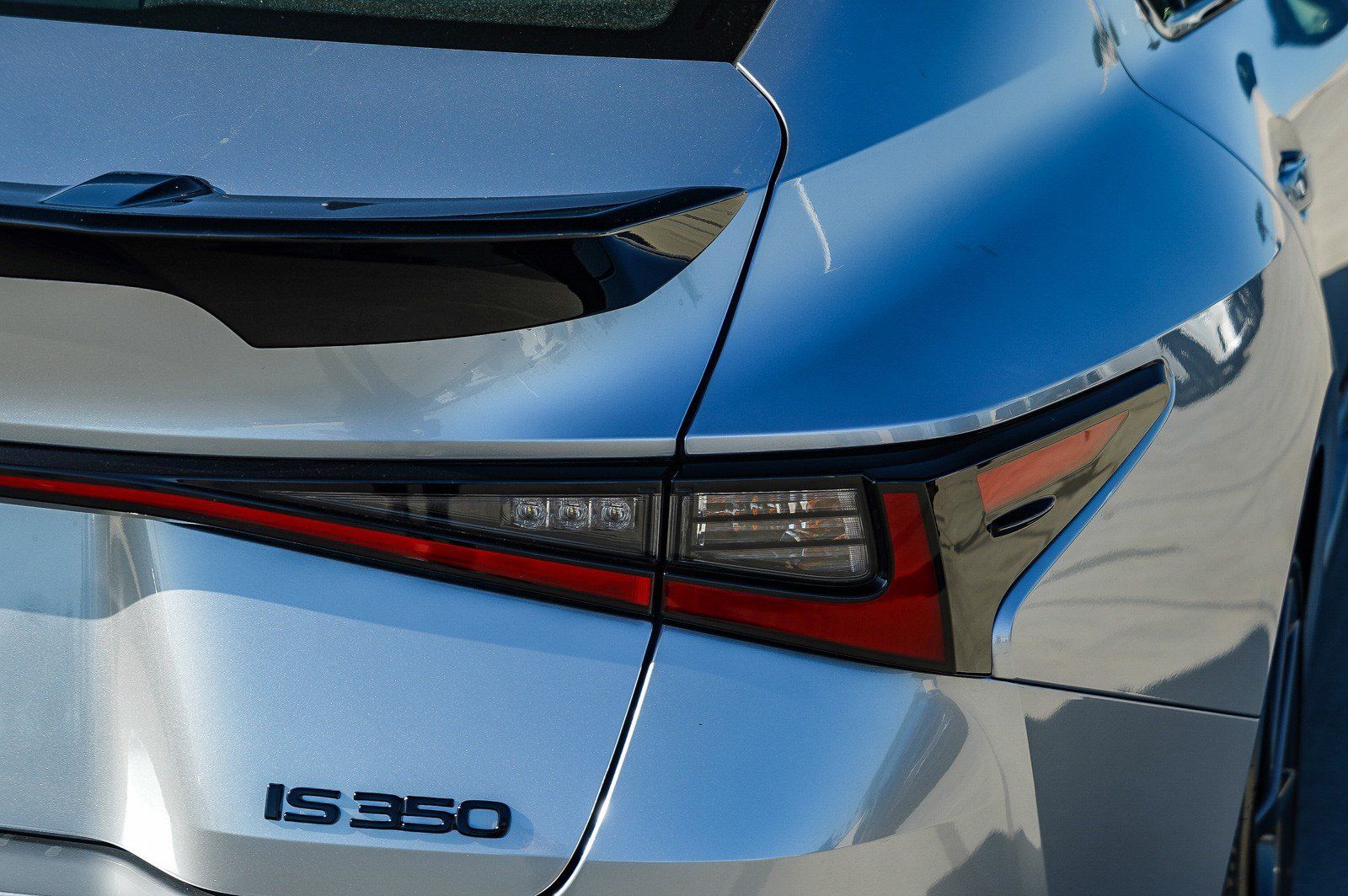 Used 2026 Lexus IS 350 F Sport RWD image 8