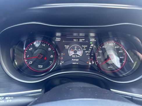 Used 2018 Dodge Charger R/T w/ Blacktop Package image 12