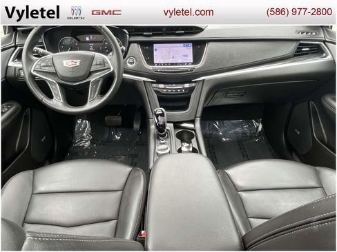 Used 2023 Cadillac XT5 Premium Luxury image 13