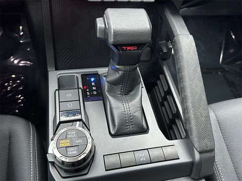 Used 2024 Toyota Tacoma TRD Off-Road image 57