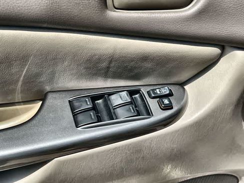 Used 2007 Toyota Sienna LE FWD image 28