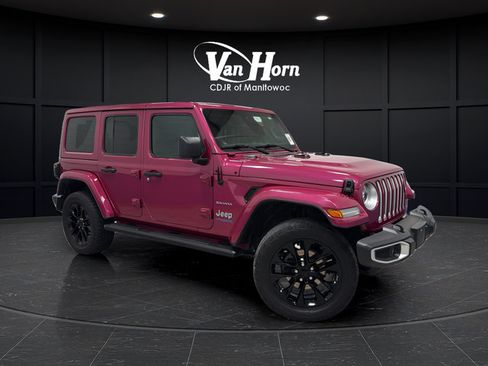 Used 2021 Jeep Wrangler Unlimited Sahara w/ Cold Weather Group AWD/4WD image 1