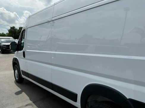 Used 2024 RAM ProMaster 2500 w/ Convenience Group FWD image 27
