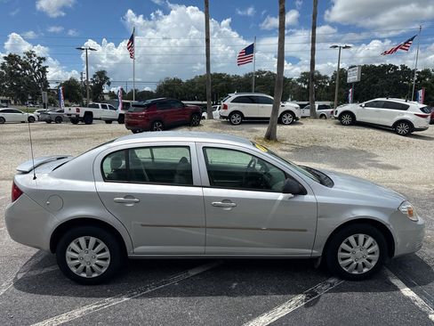 Used 2005 Chevrolet Cobalt Sedan FWD image 6