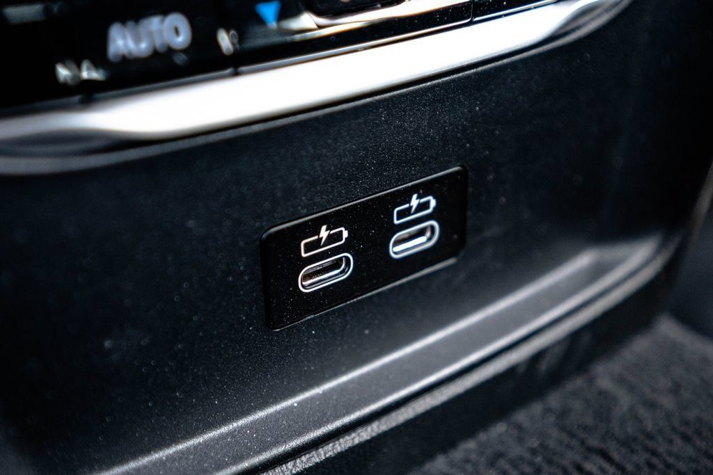 Used 2025 BMW 440i xDrive w/ Premium Package AWD/4WD image 42
