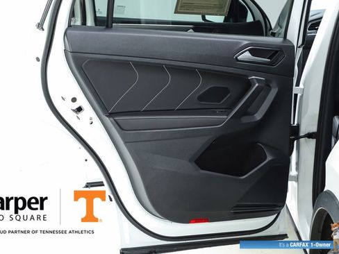 Used 2024 Volkswagen Tiguan SE R-Line FWD image 17