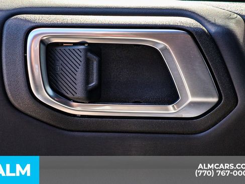 Used 2025 Ford Bronco Badlands image 49