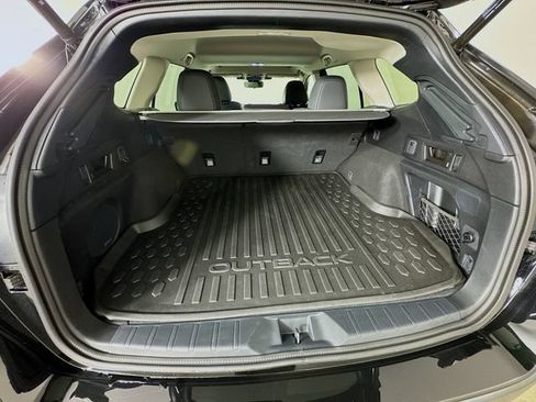 Used 2024 Subaru Outback Touring AWD/4WD image 40