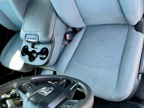 Used 2018 RAM 2500 Tradesman w/ Chrome Appearance Group image 41