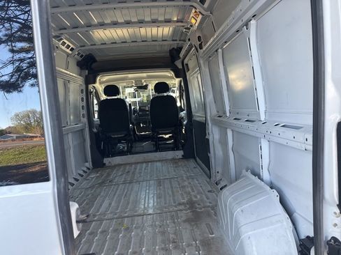 Used 2025 RAM ProMaster 2500 image 8