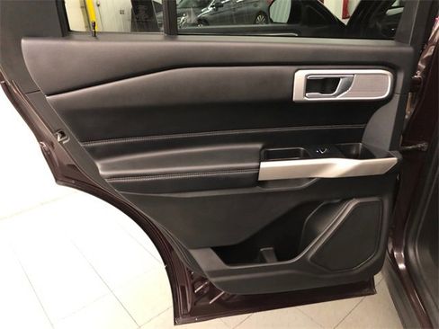 Used 2023 Ford Explorer XLT w/ Equipment Group 202A image 29