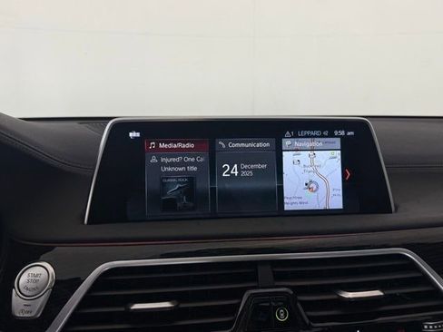 Used 2018 BMW 740i 740i image 28