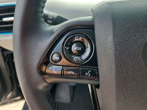 Used 2019 Toyota Prius XLE w/ Advanced Technology Package FWD image 19