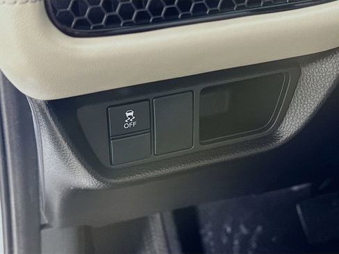 Certified 2023 Honda HR-V LX image 20