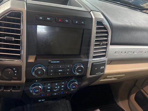 Used 2017 Ford F350 Lariat w/ Lariat Ultimate Package image 23