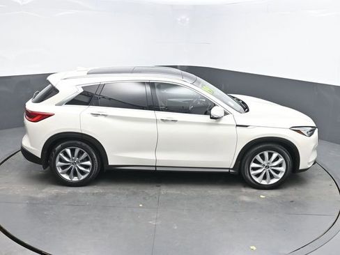Used 2019 INFINITI QX50 Essential w/ Premium Heat Package image 30