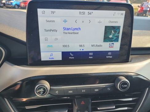 Certified 2022 Ford Escape SE image 22