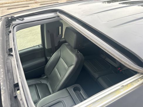 Used 2022 GMC Sierra 2500 Denali w/ Denali Black Diamond Edition image 22