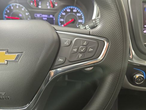 Used 2024 Chevrolet Equinox LS w/ Driver Confidence II Package FWD image 16