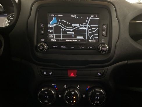 Used 2015 Jeep Renegade Trailhawk w/ Premium Leather Group image 41