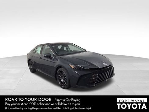 New 2026 Toyota Camry XLE image 5