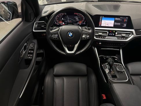 Used 2019 BMW 330i xDrive Sedan w/ Convenience Package image 29