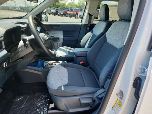 New 2025 Ford Maverick XLT w/ Equipment Group 302A image 9