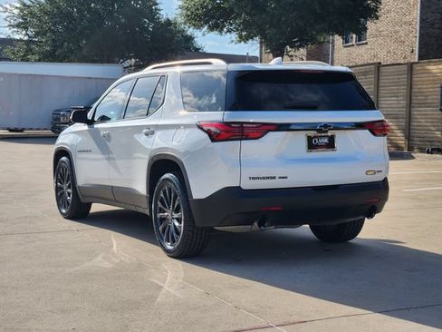 Used 2023 Chevrolet Traverse RS AWD/4WD image 3