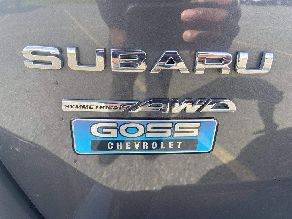 Used 2020 Subaru Outback Touring AWD/4WD image 33