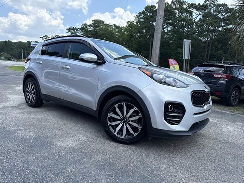 Used 2019 Kia Sportage EX w/ EX Premium Package FWD image 3