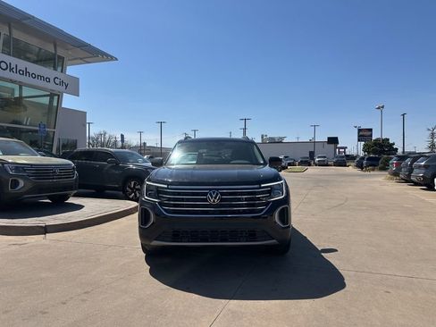 New 2026 Volkswagen Atlas SE AWD/4WD image 2
