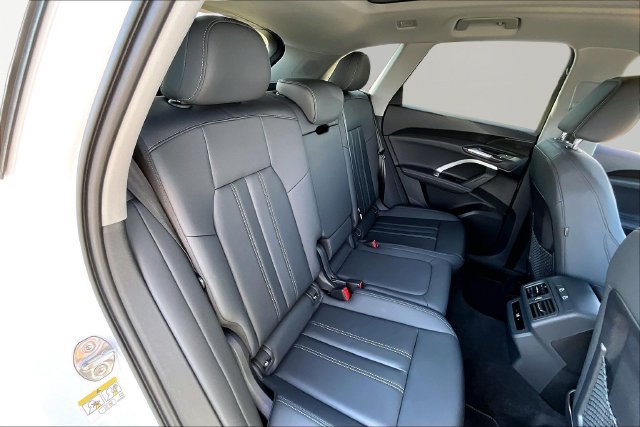 Used 2026 Audi Q5 Premium w/ Convenience Package AWD/4WD image 29
