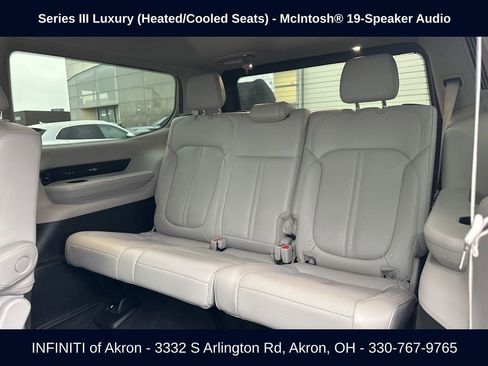 Used 2023 Jeep Wagoneer Series III w/ Preferred Equipment Group AWD/4WD image 36