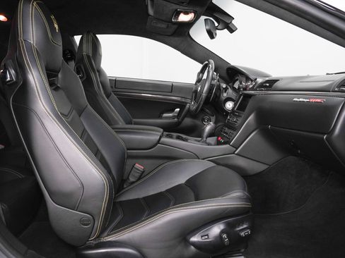Used 2014 Maserati GranTurismo Coupe RWD image 27