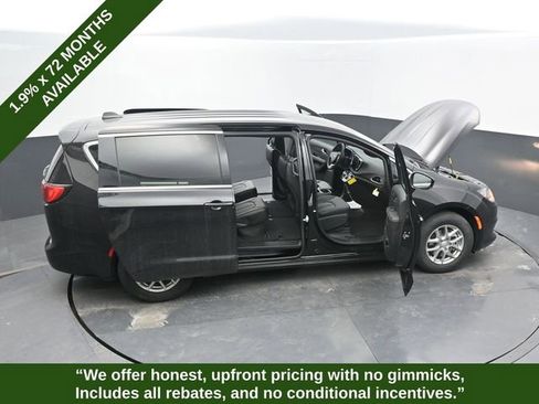 New 2026 Chrysler Voyager LX image 73