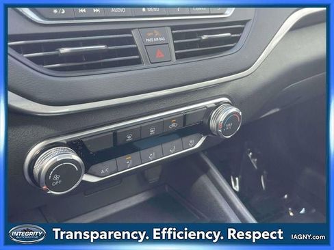 Certified 2025 Nissan Altima 2.5 S FWD image 28