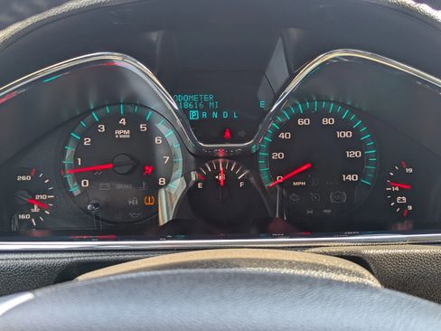 Used 2017 Chevrolet Traverse LT image 23