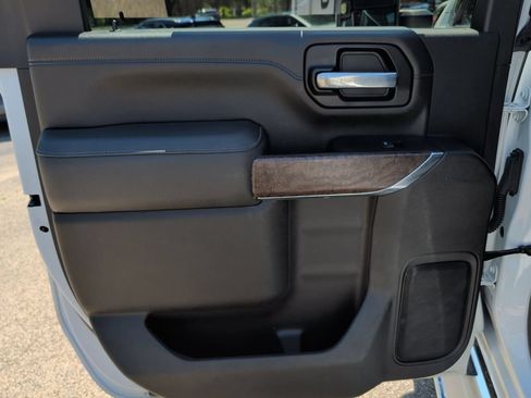 Used 2021 GMC Sierra 3500 Denali AWD/4WD image 30