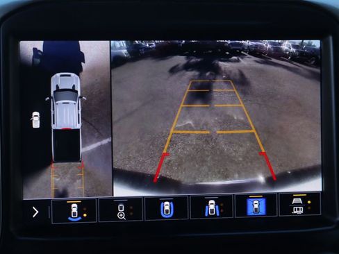 Used 2021 Chevrolet Silverado 2500 LTZ w/ LTZ Convenience Package image 36