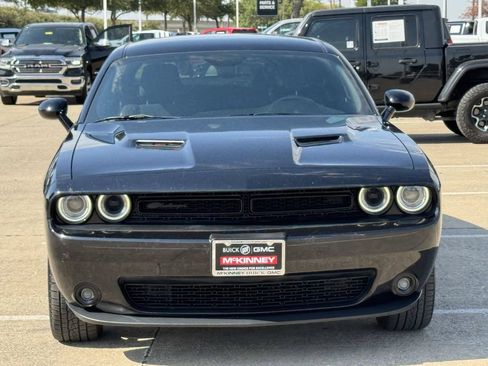 Used 2021 Dodge Challenger SXT w/ Blacktop Package RWD image 7