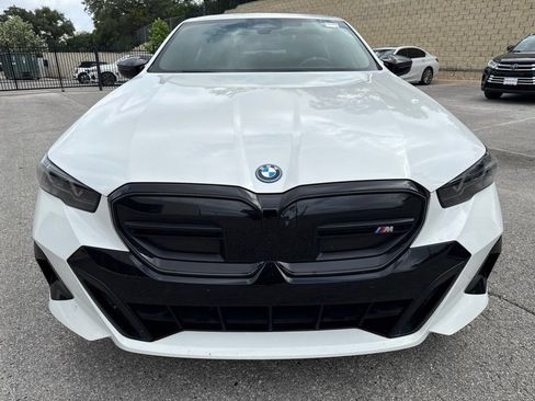 Used 2024 BMW i5 M60 w/ Premium Package AWD/4WD image 4