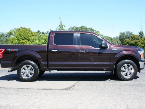 Used 2018 Ford F150 XLT w/ Equipment Group 302A Luxury AWD/4WD image 3