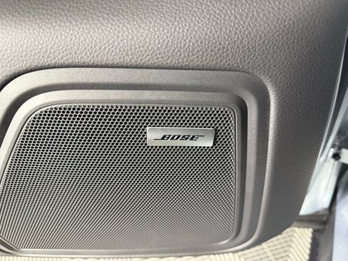 New 2026 Porsche Macan image 27