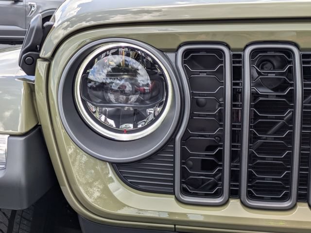 New 2026 Jeep Gladiator Sport AWD/4WD image 10