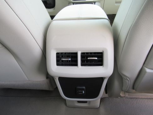 Used 2023 GMC Terrain Denali AWD/4WD image 32