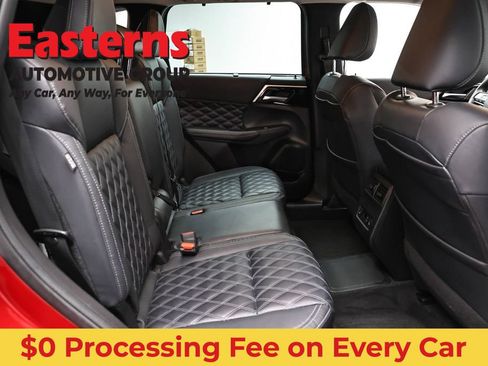 Used 2023 Mitsubishi Outlander SEL AWD/4WD image 24